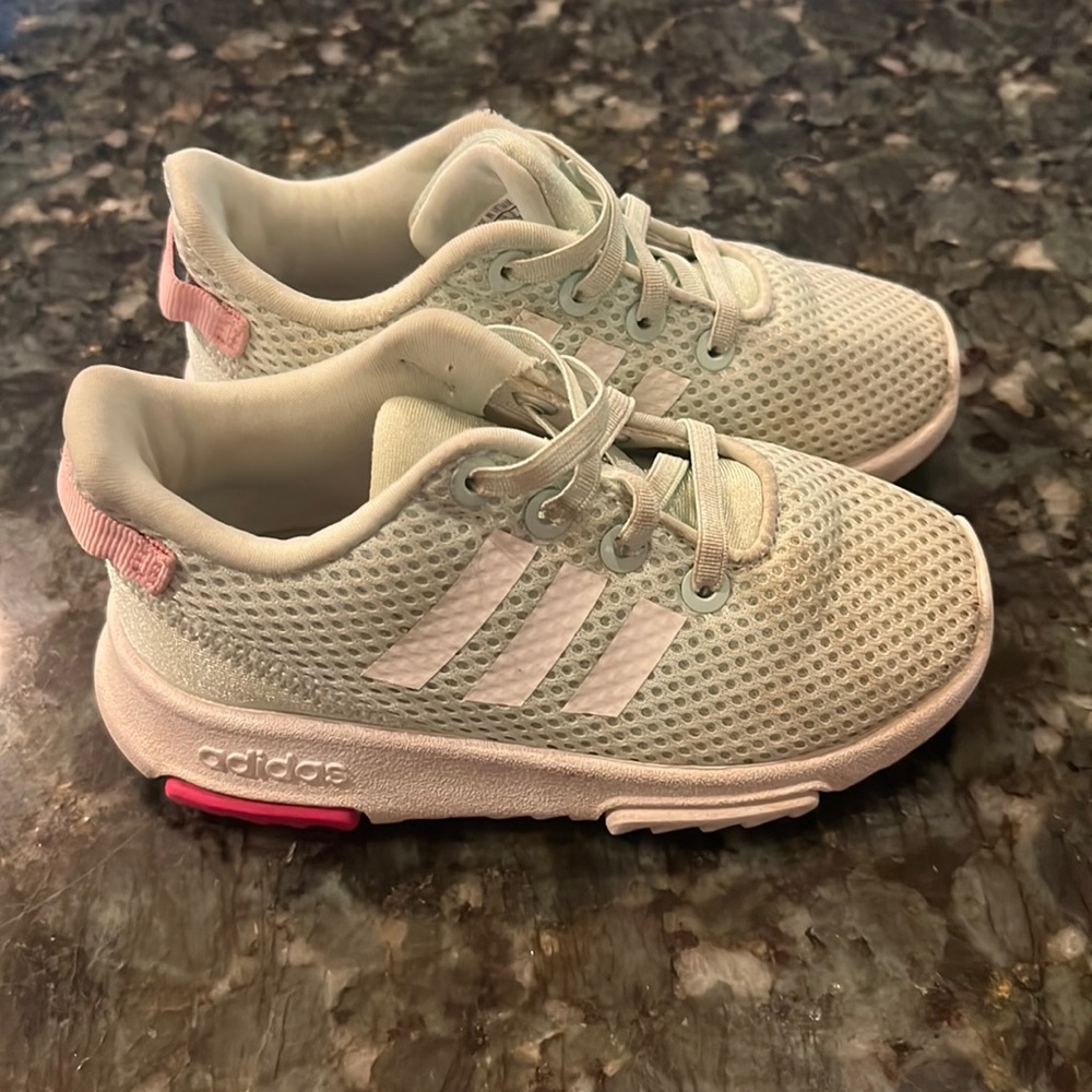 Toddler girl shoes